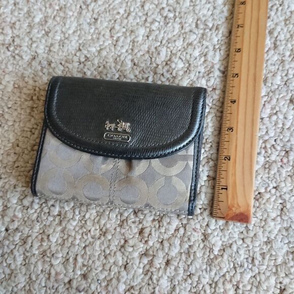 Coach Madison gray op art signature jacquard fabric and Leather Trifold Wallet - Picture 12 of 12